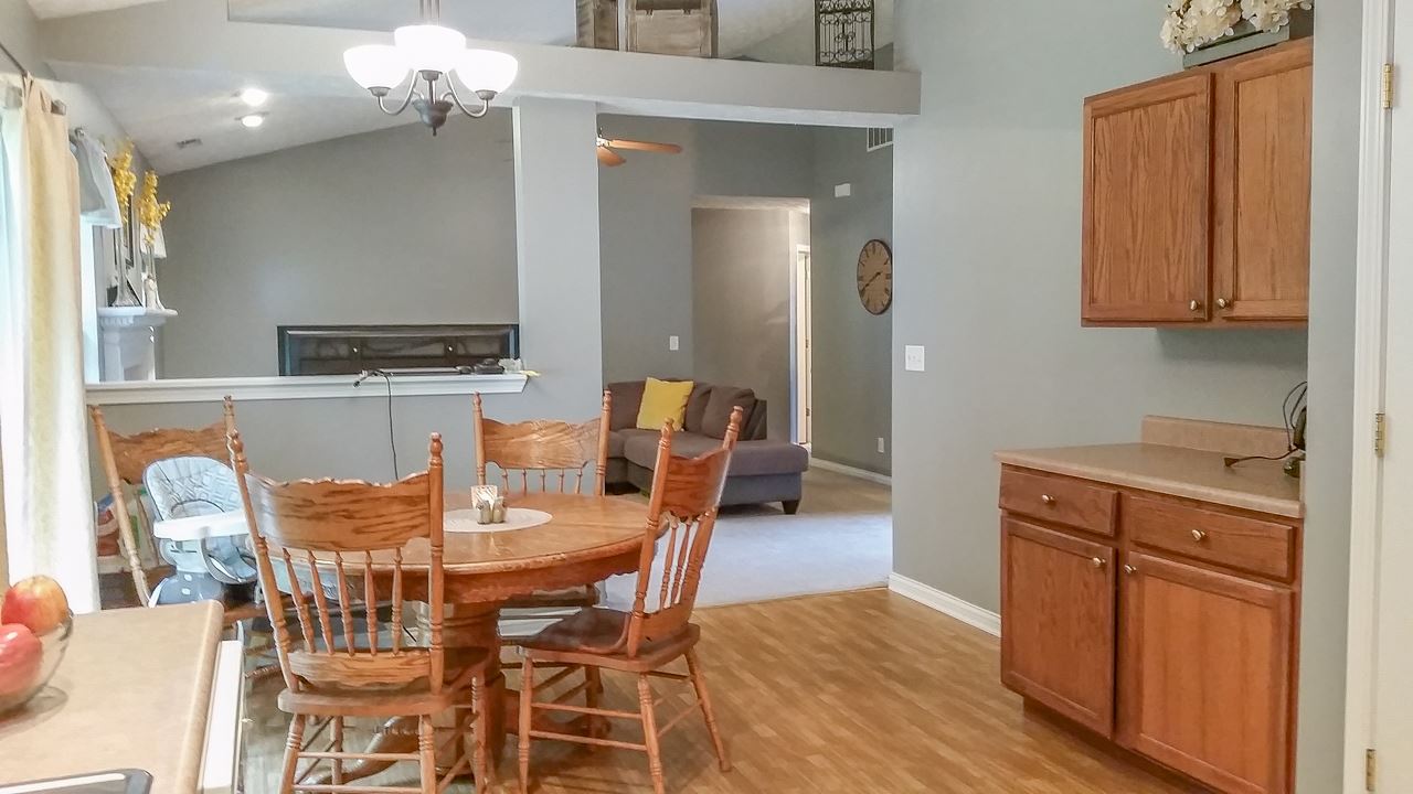 8120 Cedar Point Drive Newburgh, IN 47630 - Photo 7 of 26