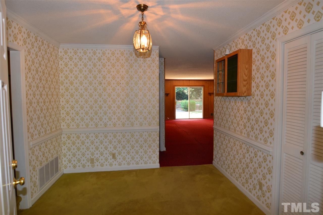 112 Bayleaf Drive Raleigh, NC 27615 - Photo 4 of 25 Gallery Image 4