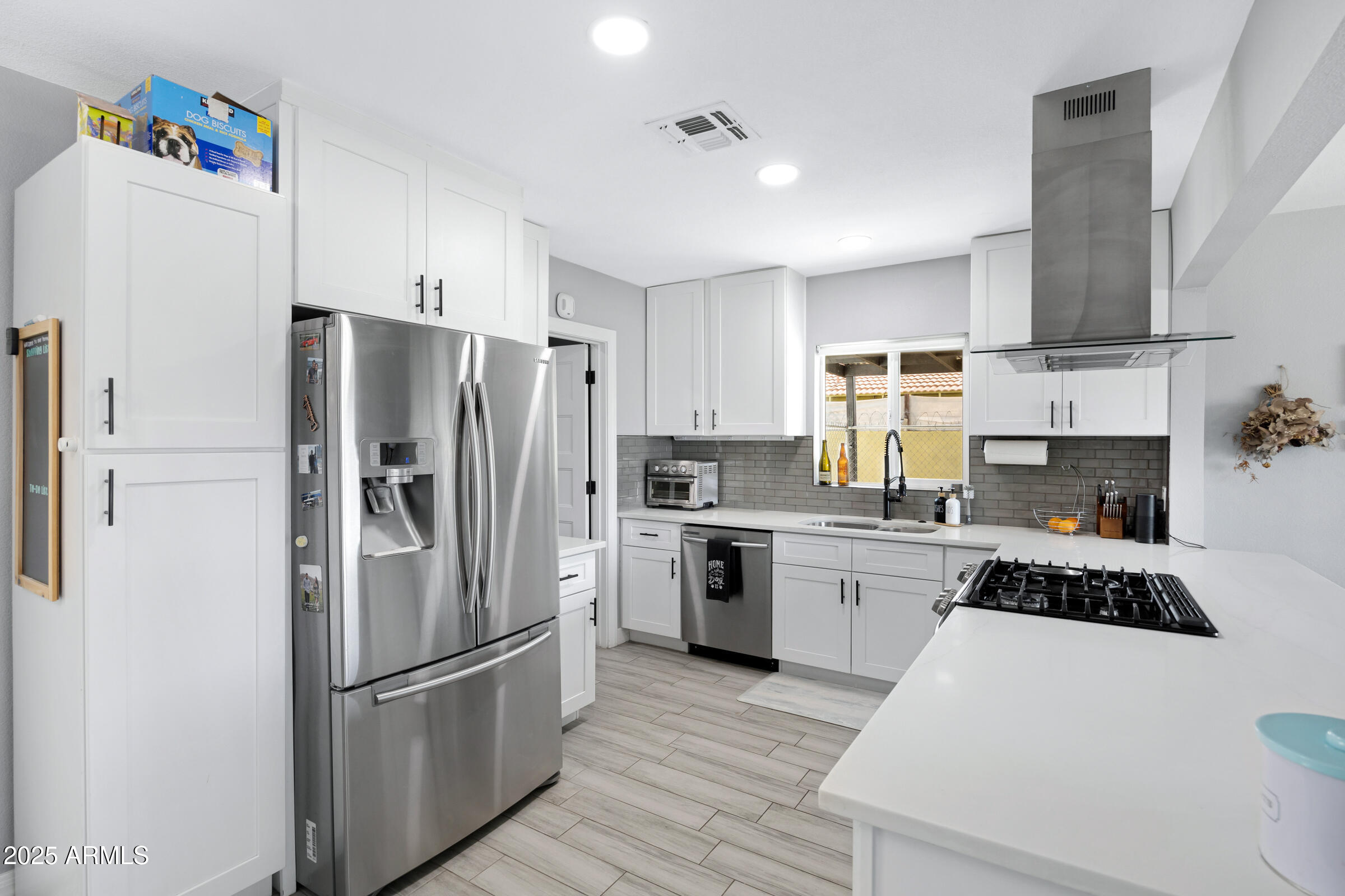 1615 East Roma Avenue Phoenix, AZ 85016 - Photo 8 of 28 1615 E Roma Ave-12