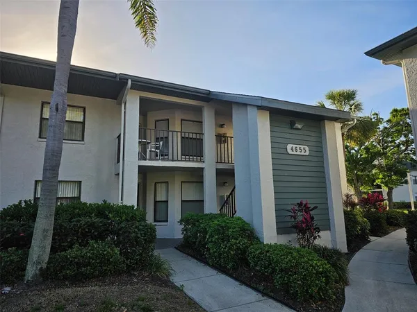 $600 | 4655 46th St Court West, Unit 103, Bradenton, FL 34210