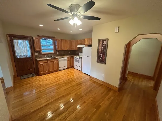 $2,950 | 32 Adams Street, Unit 1, Arlington, MA 02474