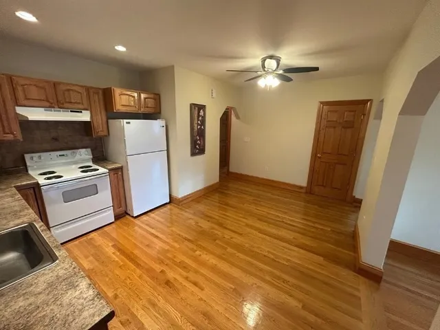 $2,950 | 32 Adams Street, Unit 1, Arlington, MA 02474