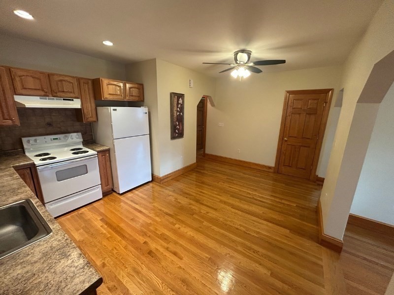 32 Adams Street, Unit 1 Arlington, MA 02474 - Photo 3 of 24