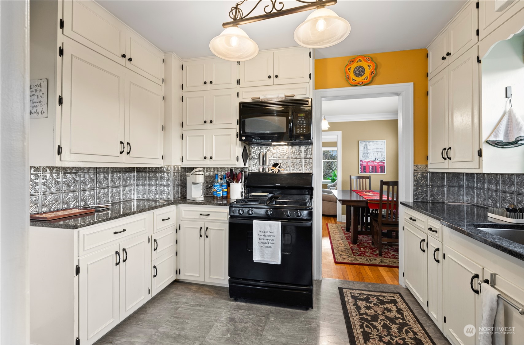 2521 Dean Avenue Bellingham, WA 98225 - Photo 12 of 36