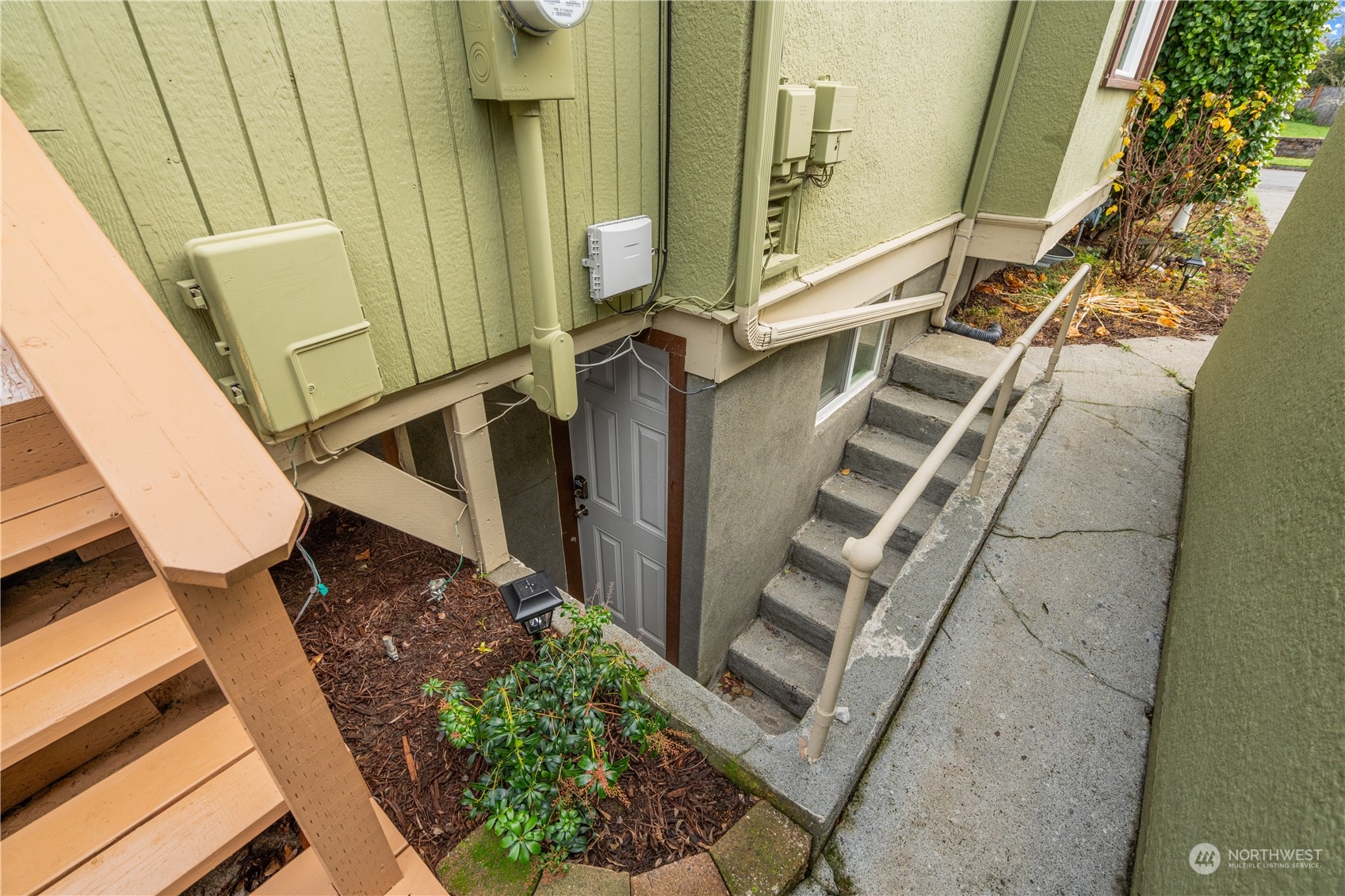 2521 Dean Avenue Bellingham, WA 98225 - Photo 32 of 36