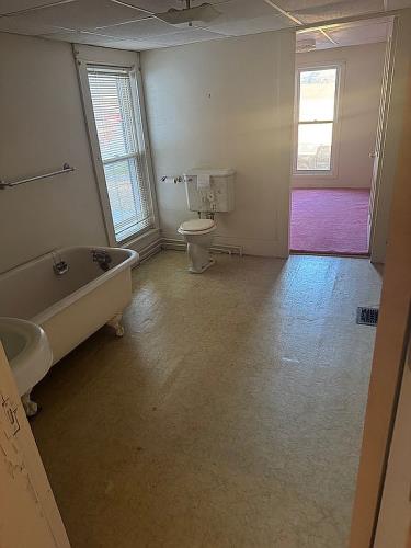 227 East High Street Kingwood, WV 26537 - Photo 6 of 19