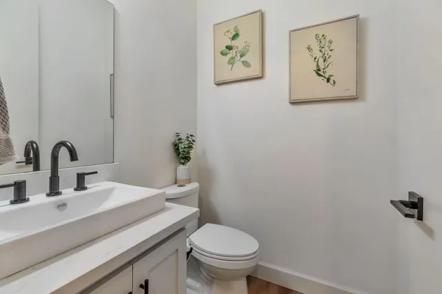 $3,399,999 | 10055 Foothill Avenue, Gilroy, CA 95020