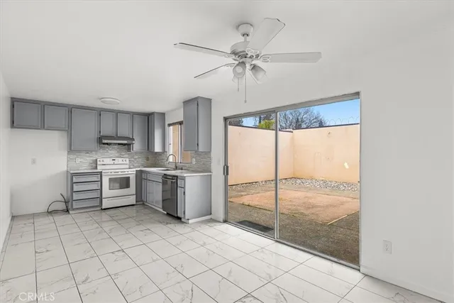 $329,000 | 304 Los Verdes Court, Modesto, CA 95354