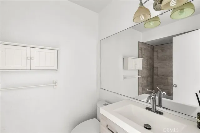 $329,000 | 304 Los Verdes Court, Modesto, CA 95354