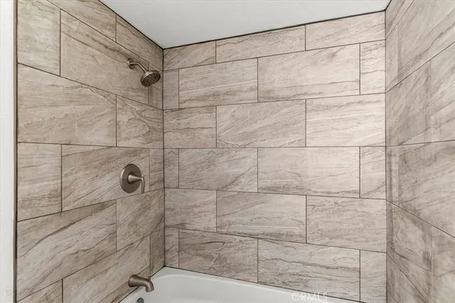 $329,000 | 304 Los Verdes Court, Modesto, CA 95354