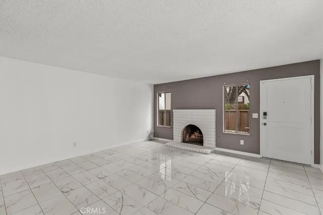 $329,000 | 304 Los Verdes Court, Modesto, CA 95354