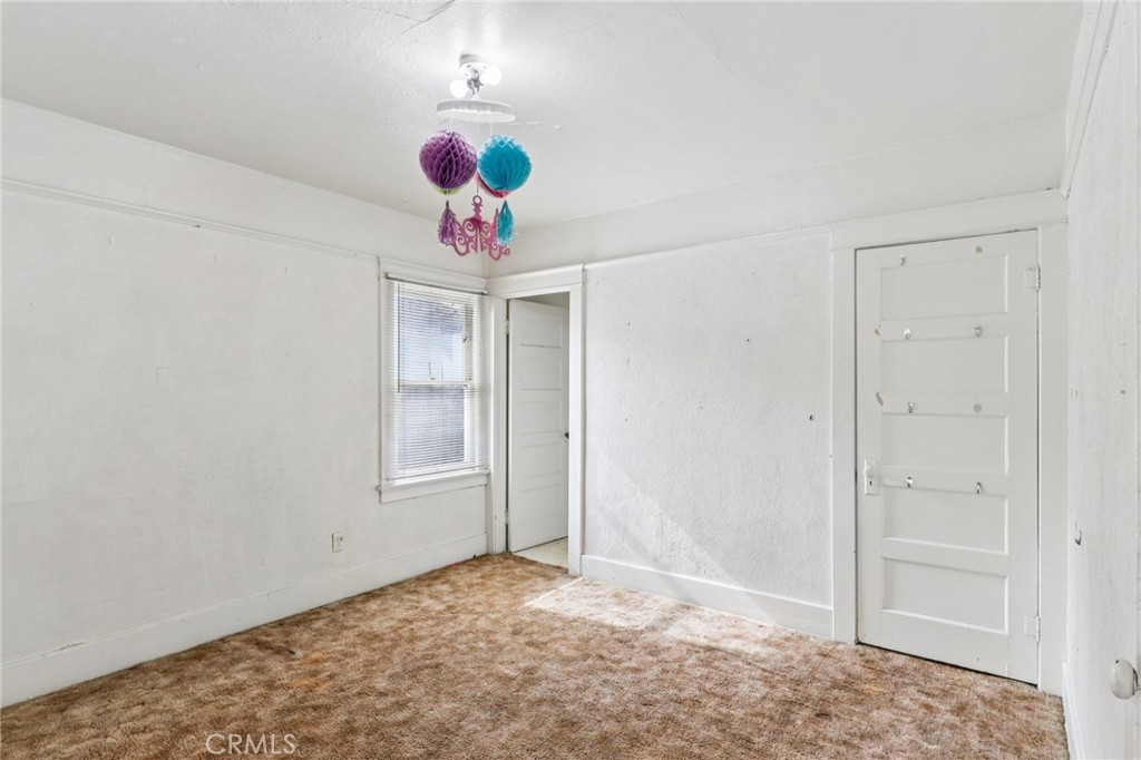 220 South State Street Hemet, CA 92543 - Photo 14 of 19