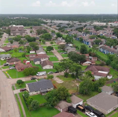 $65,000 | 959 Greatwood Drive, Houston, TX 77013