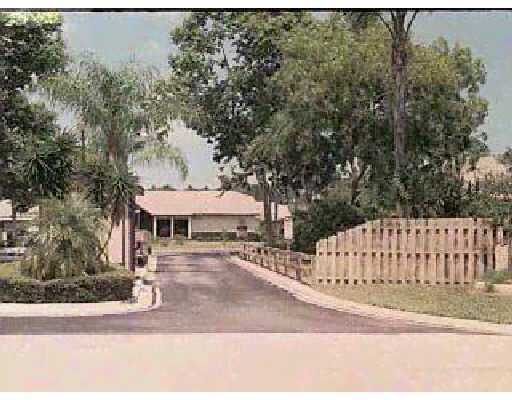 6032 Indrio Road, Unit P5 Fort Pierce, FL 34951 - Photo 1 of 1 Primary Photo