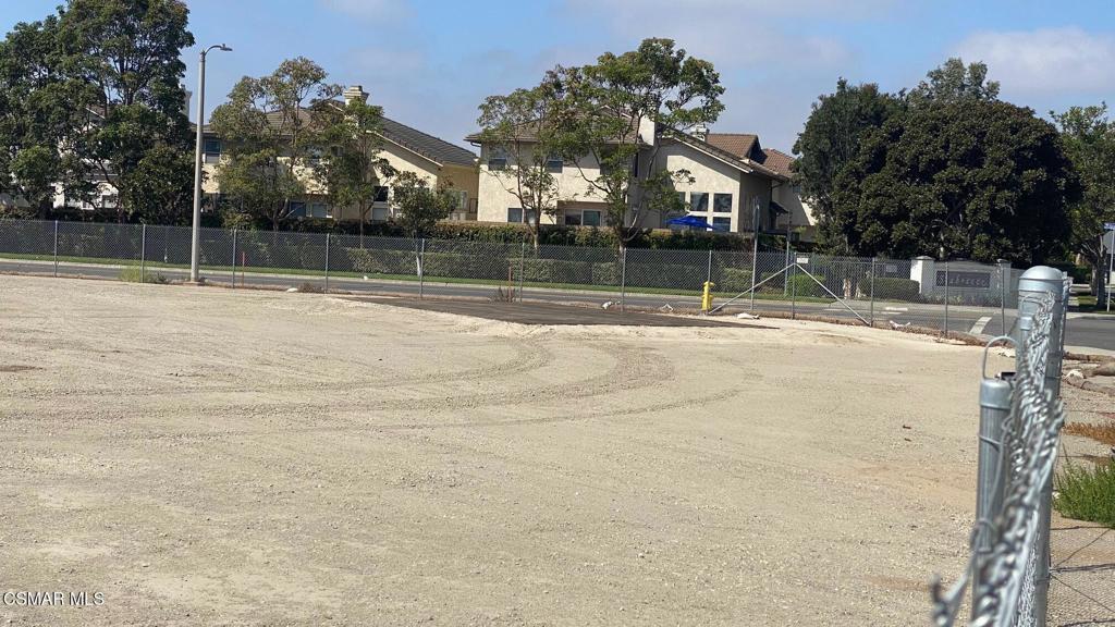 2300 Latigo Avenue Oxnard, CA 93030 - Photo 5 of 15