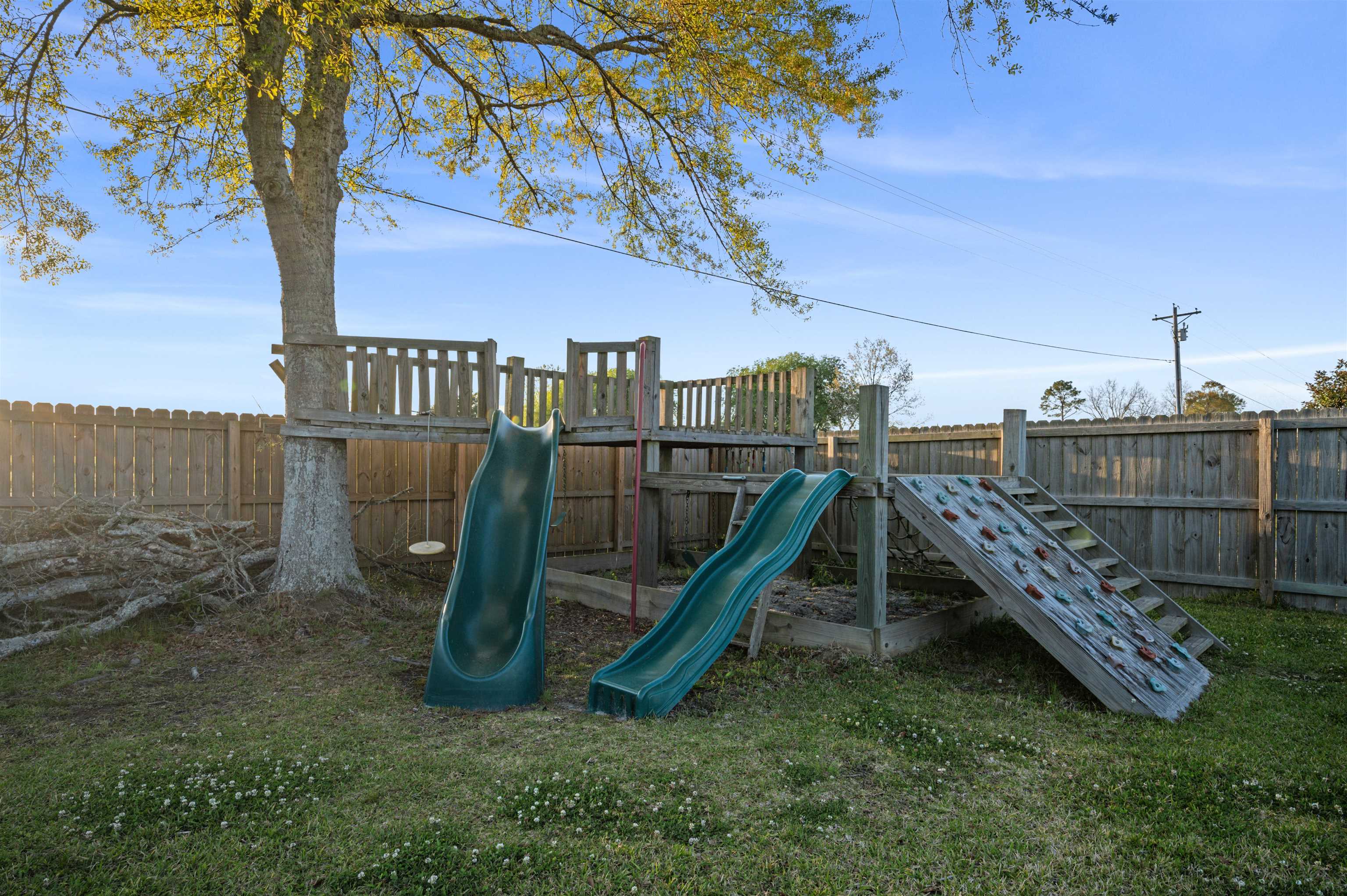 22370 Buck Road Robertsdale, AL 36567 - Photo 24 of 31 Playground