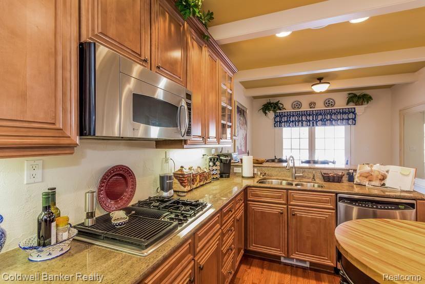 24901 Reeds Pointe Drive, Unit 16 Novi, MI 48374 - Photo 15 of 50