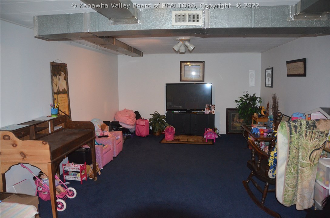 211 Edgewood Circle Ripley, WV 25271 - Photo 13 of 20 Gallery Image 13