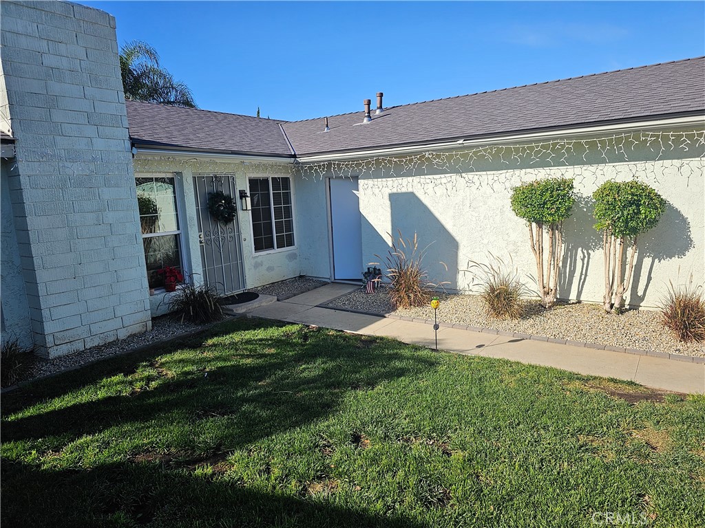 1474 Platt Circle Corona, CA 92882 - Photo 2 of 13