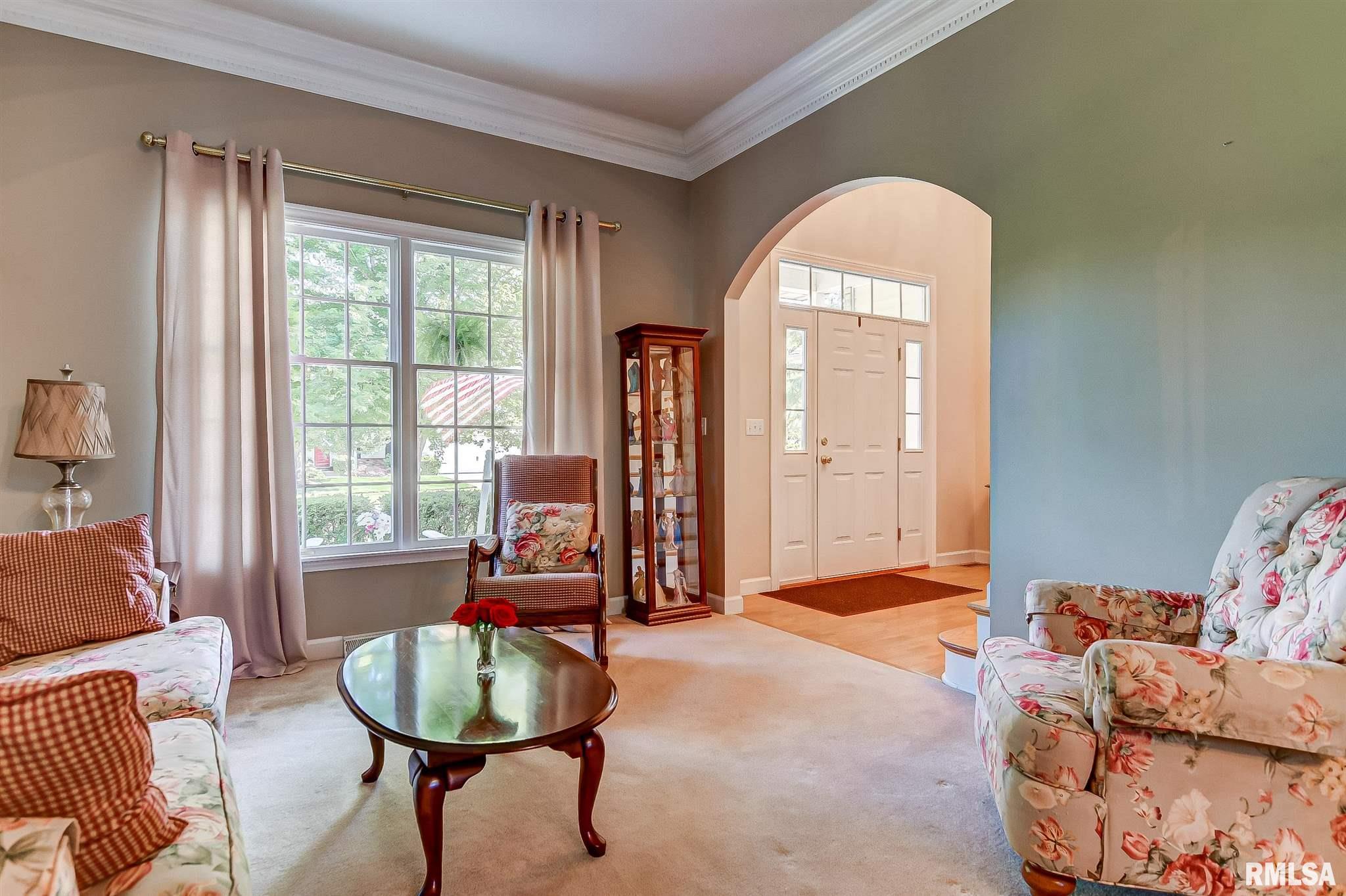 3928 Surry Pl Lane Springfield, IL 62711 - Photo 6 of 47 Gallery Image 6