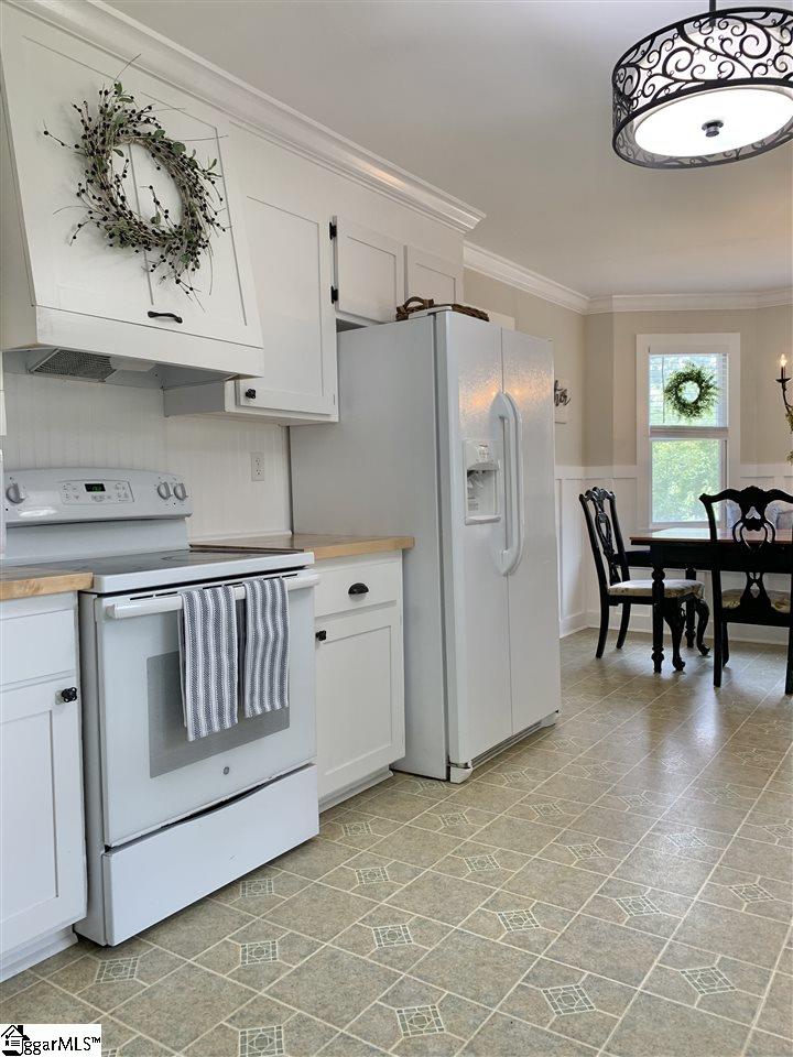 544 Hillandale Road Liberty, SC 29657 - Photo 8 of 23
