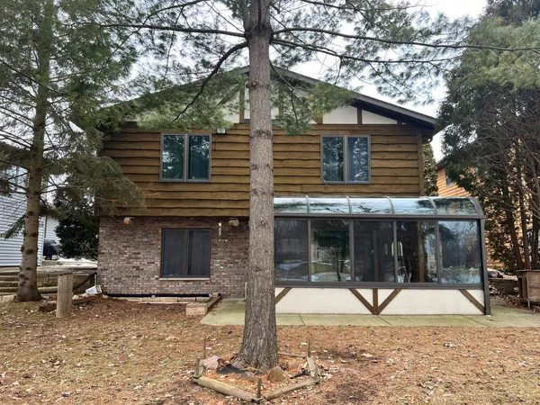 $335,000 | 1159 Elmhurst Lane, Oshkosh, WI 54904