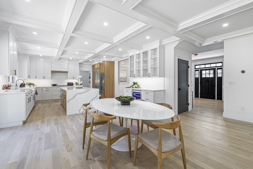 5 Colchester Road Weston, MA 02493 - Photo 11 of 42