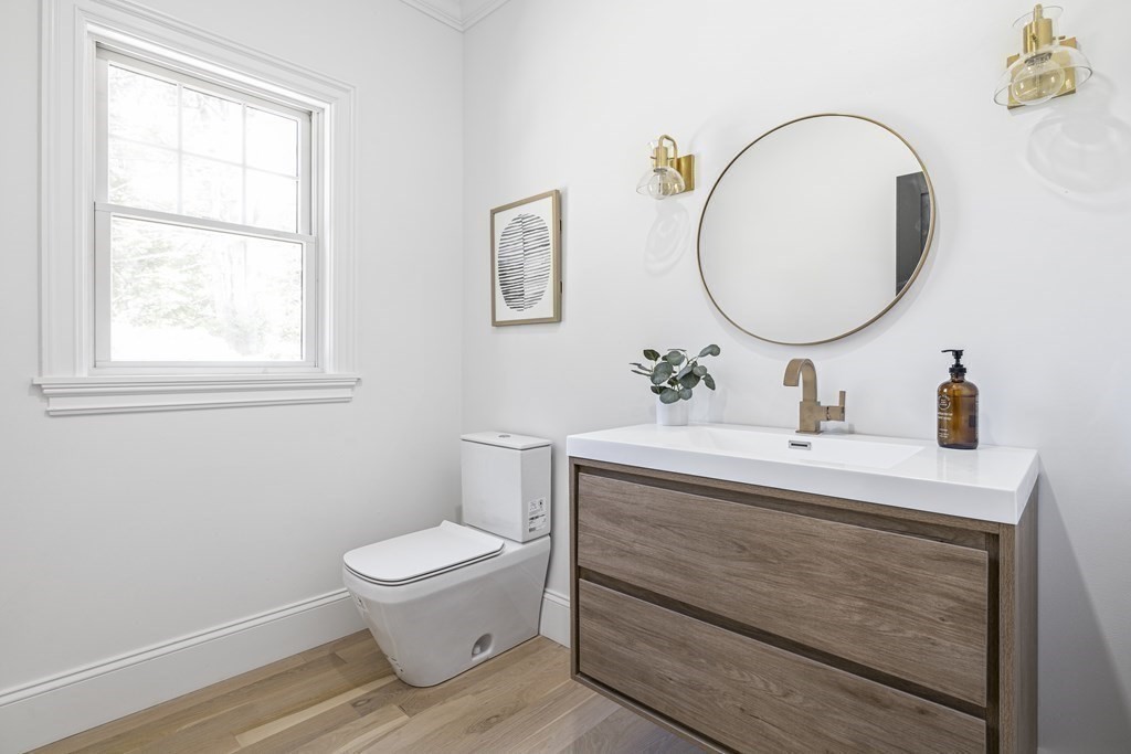 5 Colchester Road Weston, MA 02493 - Photo 18 of 42