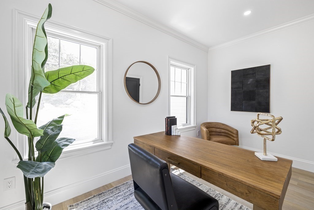 5 Colchester Road Weston, MA 02493 - Photo 19 of 42