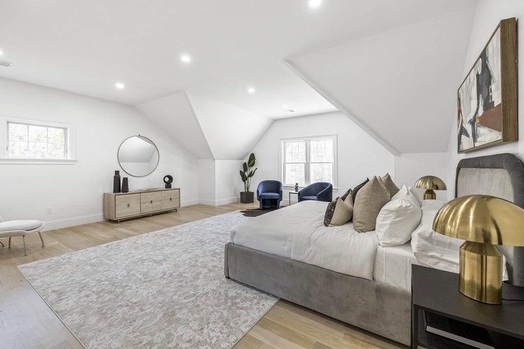 5 Colchester Road Weston, MA 02493 - Photo 21 of 42