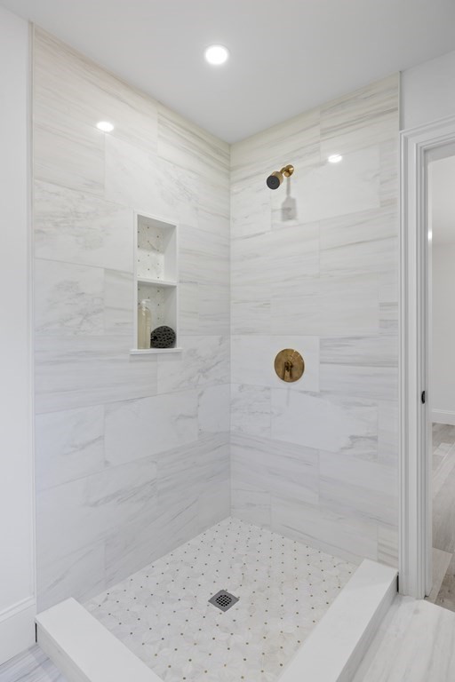 5 Colchester Road Weston, MA 02493 - Photo 28 of 42