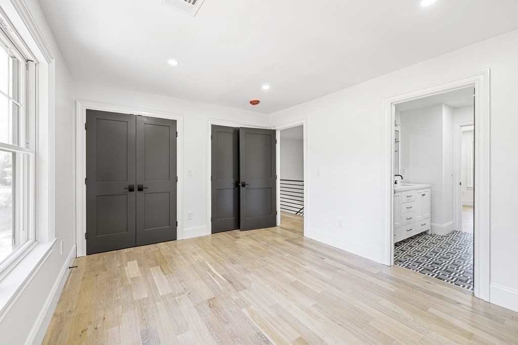 5 Colchester Road Weston, MA 02493 - Photo 29 of 42