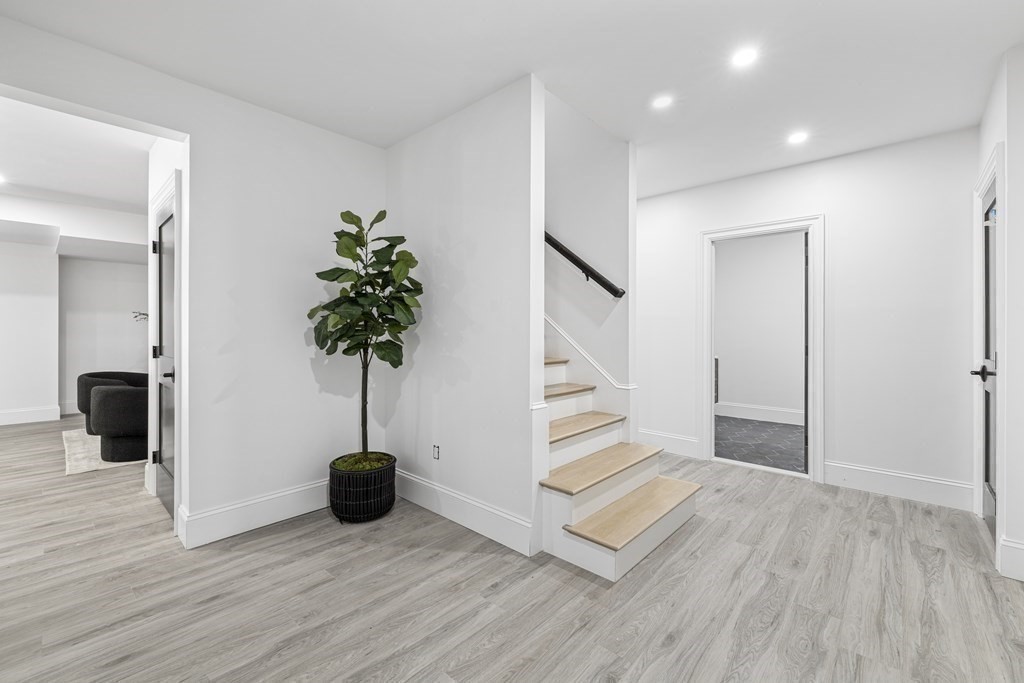 5 Colchester Road Weston, MA 02493 - Photo 34 of 42