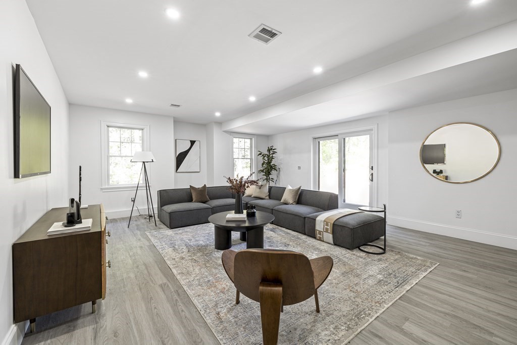 5 Colchester Road Weston, MA 02493 - Photo 35 of 42