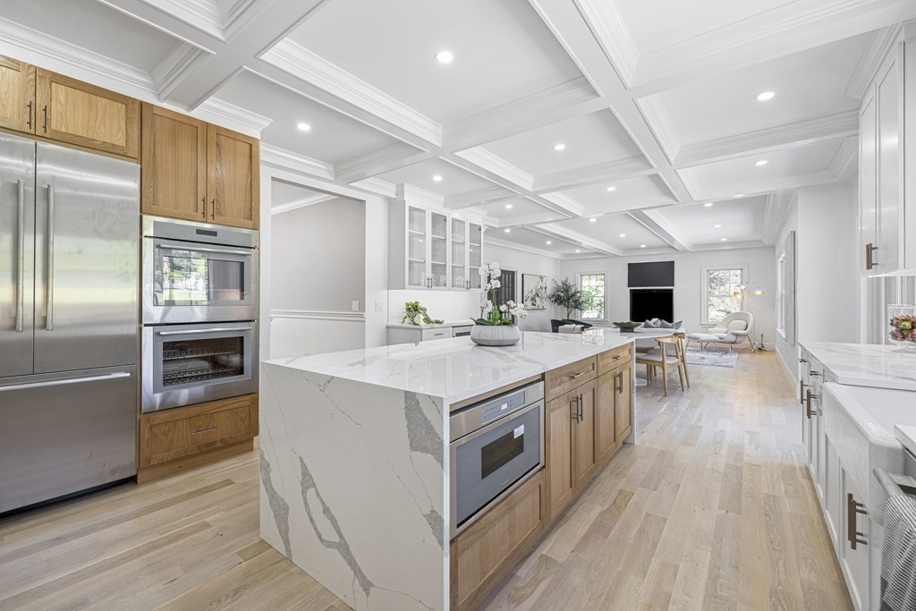 5 Colchester Road Weston, MA 02493 - Photo 7 of 42