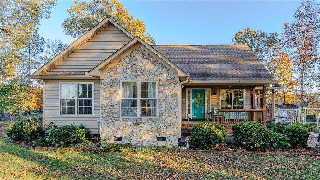 2389 Davis Road Haw River, NC 27258 - Photo 1 of 30 Gallery Image 1