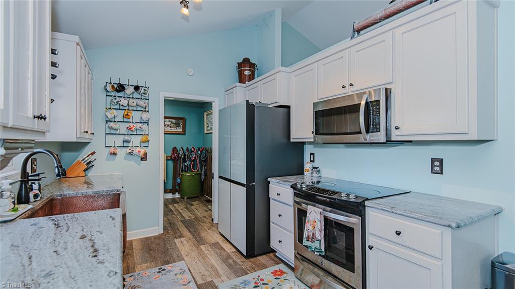 2389 Davis Road Haw River, NC 27258 - Photo 8 of 30 KITCHEN