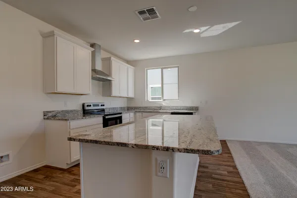 $2,399 | 11442 West La Reata Avenue, Avondale, AZ 85392