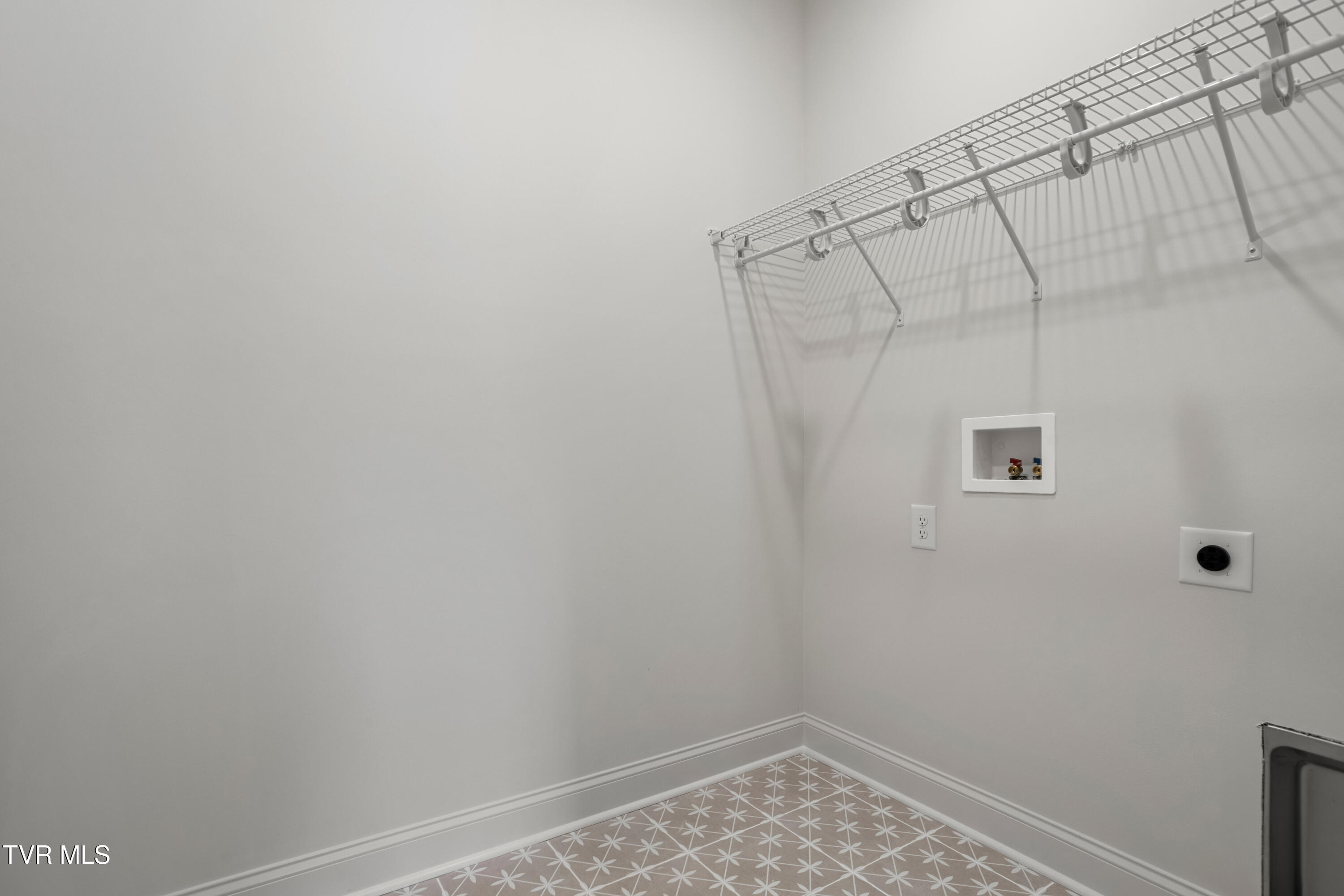 826 Hairetown Road Jonesborough, TN 37659 - Photo 17 of 37 Laundry