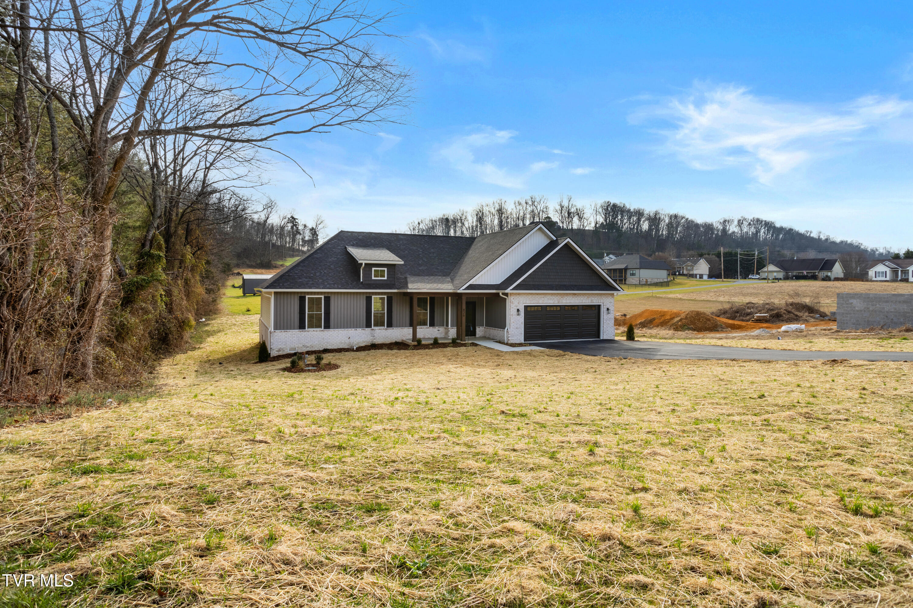 826 Hairetown Road Jonesborough, TN 37659 - Photo 2 of 37 Front of House