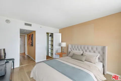 $1,189,000 | 201 Ocean Avenue, Unit 1103P, Santa Monica, CA 90402