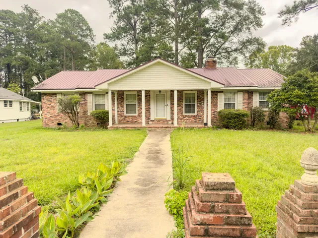 $200,000 | 109 Quaker Street, St. George, SC 29477