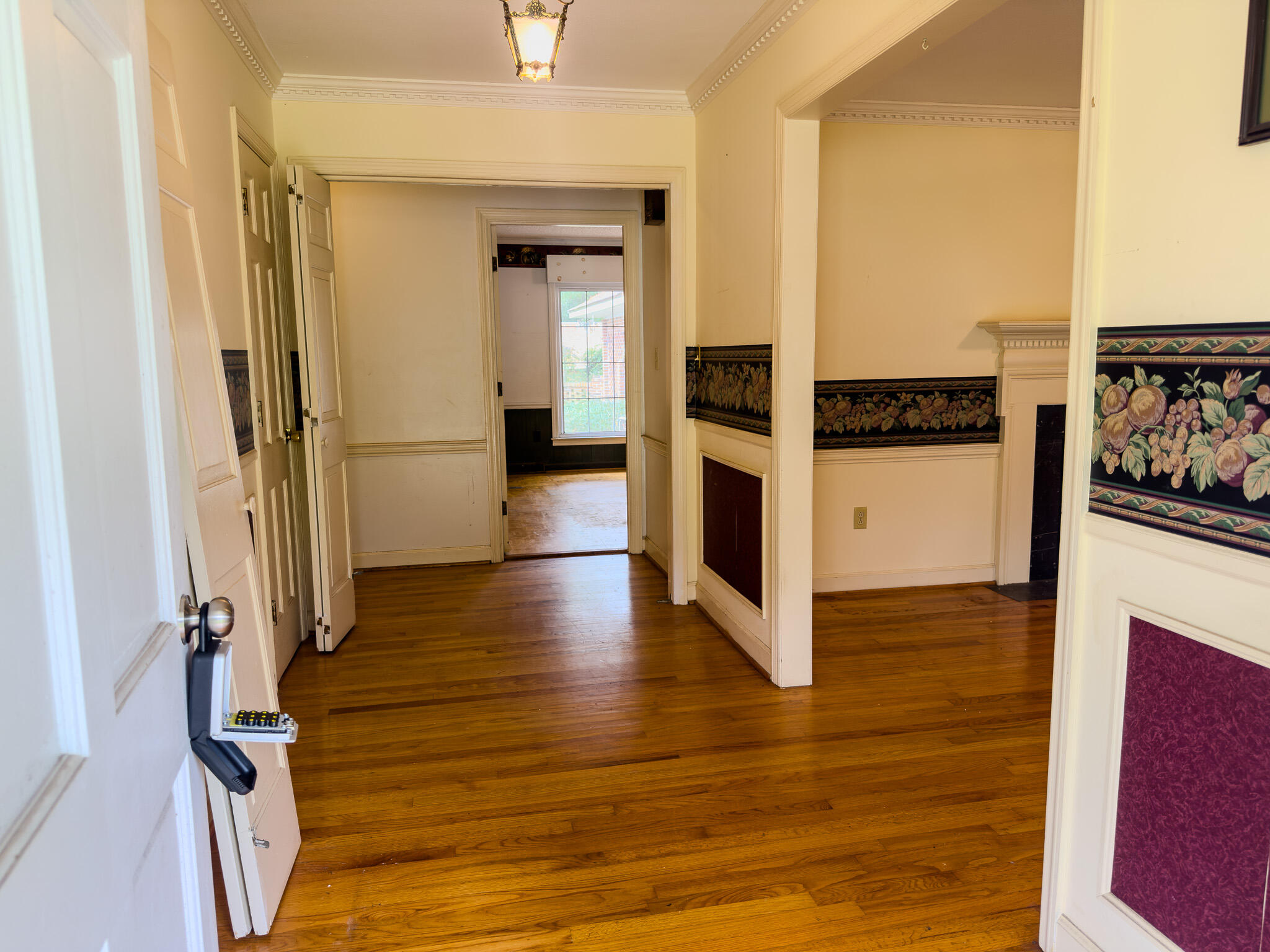 109 Quaker Street St. George, SC 29477 - Photo 3 of 27 IMG_4410 2