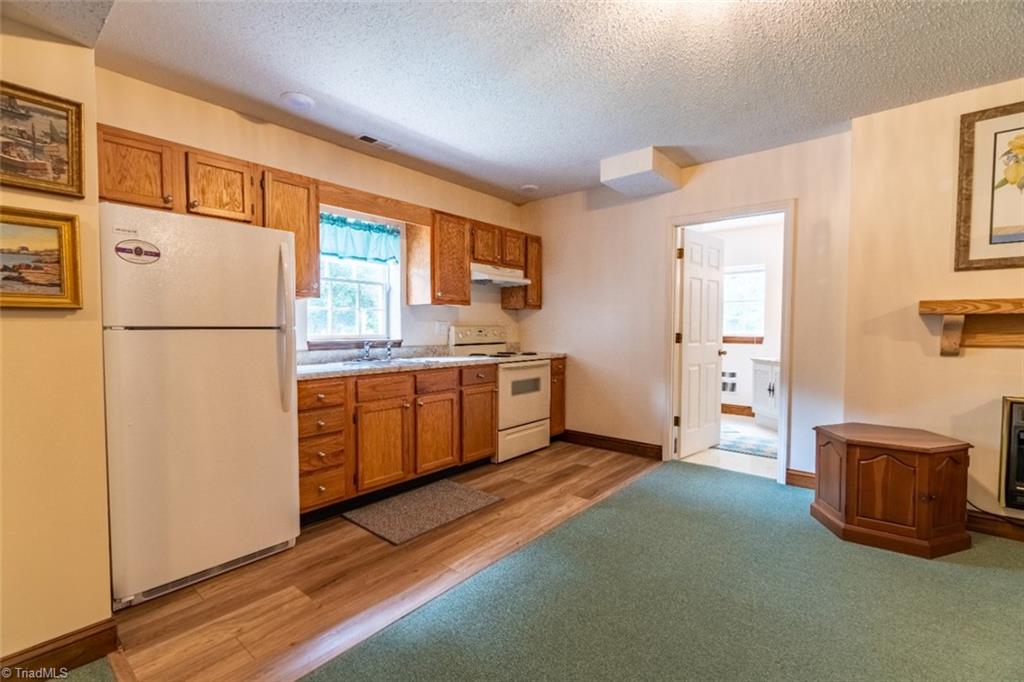 136 Hartgrove Road King, NC 27021 - Photo 25 of 32