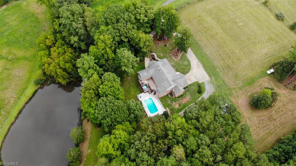 136 Hartgrove Road King, NC 27021 - Photo 28 of 32