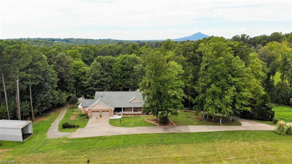 136 Hartgrove Road King, NC 27021 - Photo 30 of 32