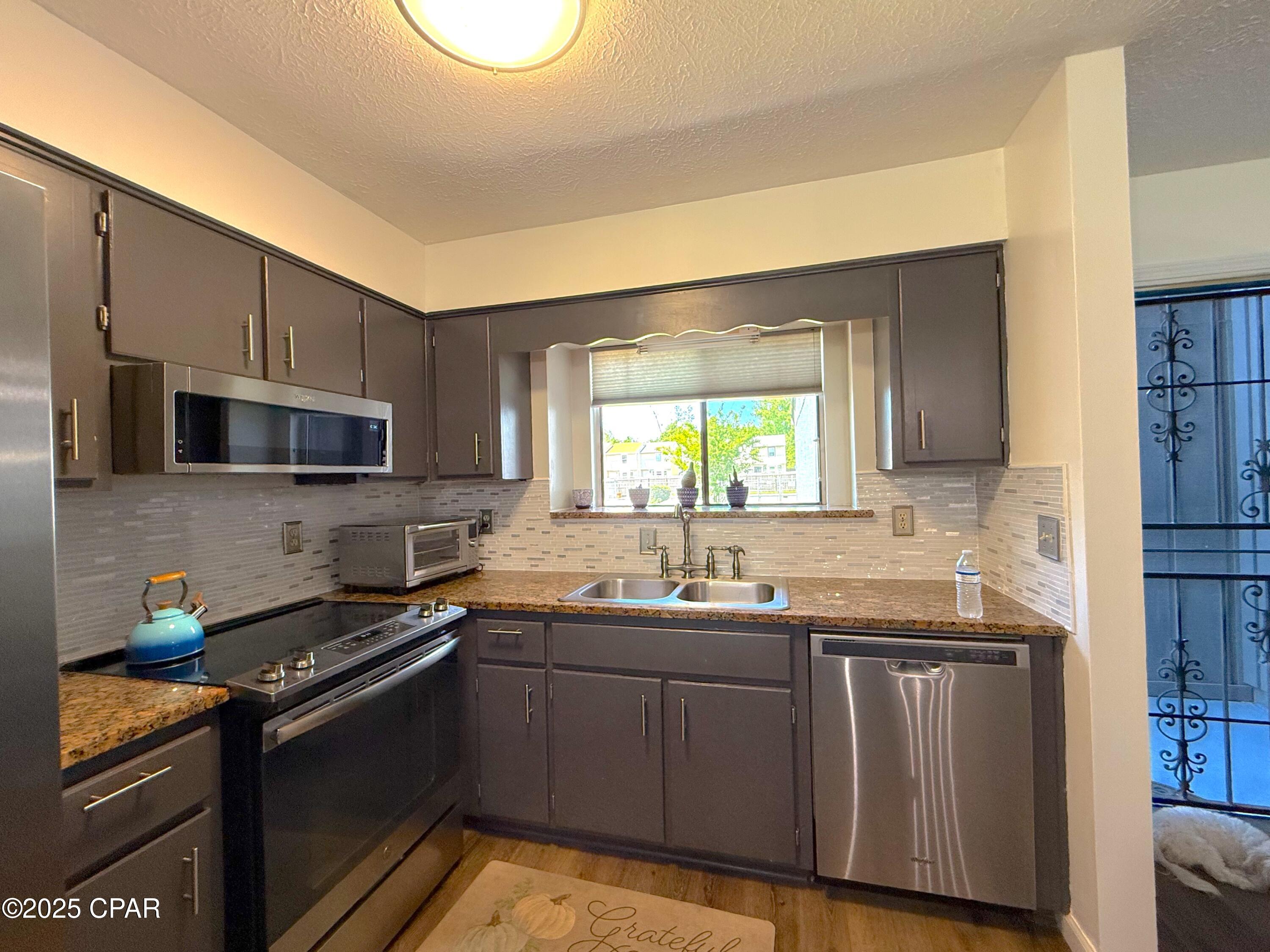 312 Sukoshi Drive Panama City, FL 32404 - Photo 10 of 21