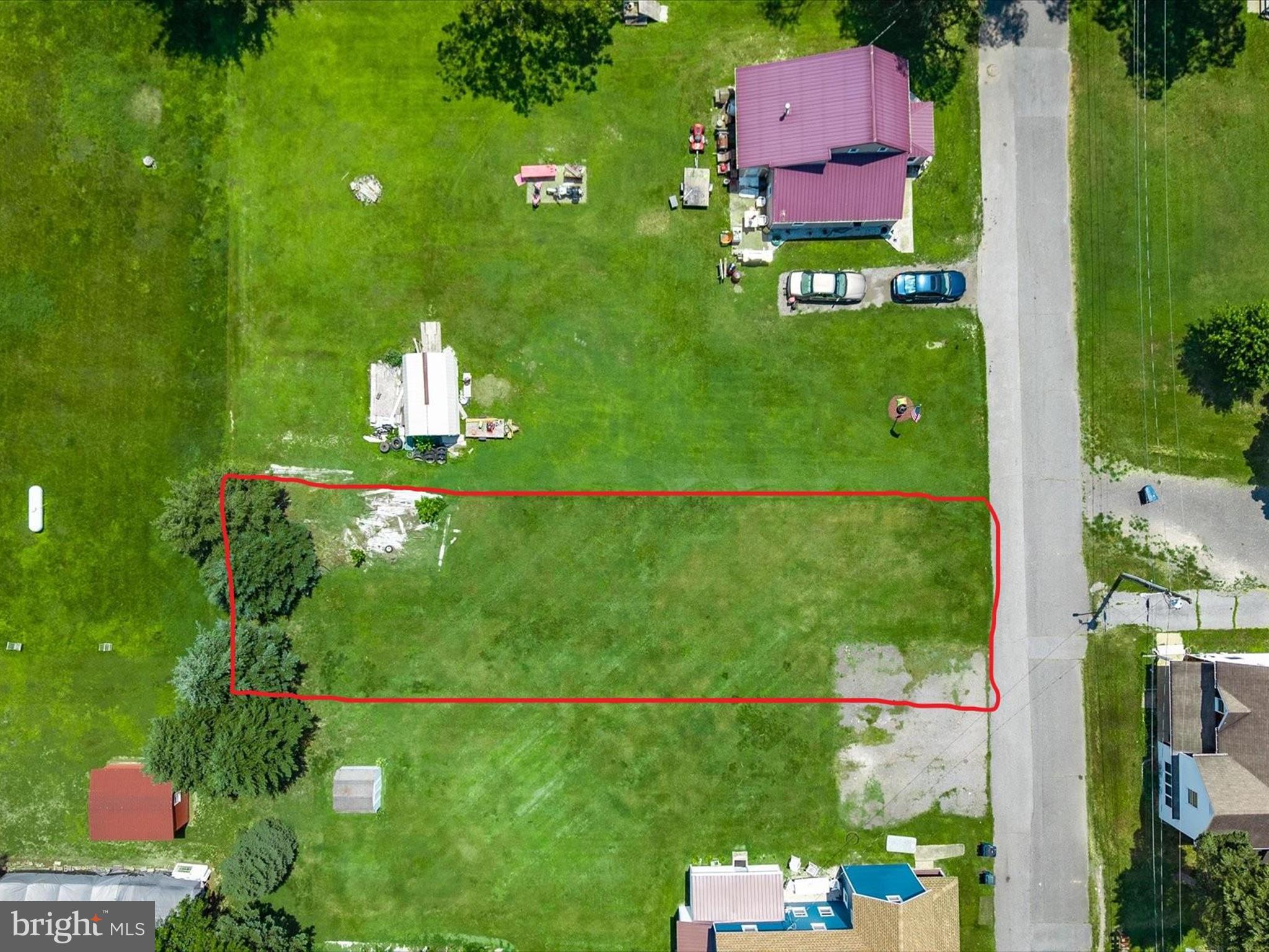 54 West Street Leipsic, DE 19901 - Photo 4 of 8 a view of a big yard