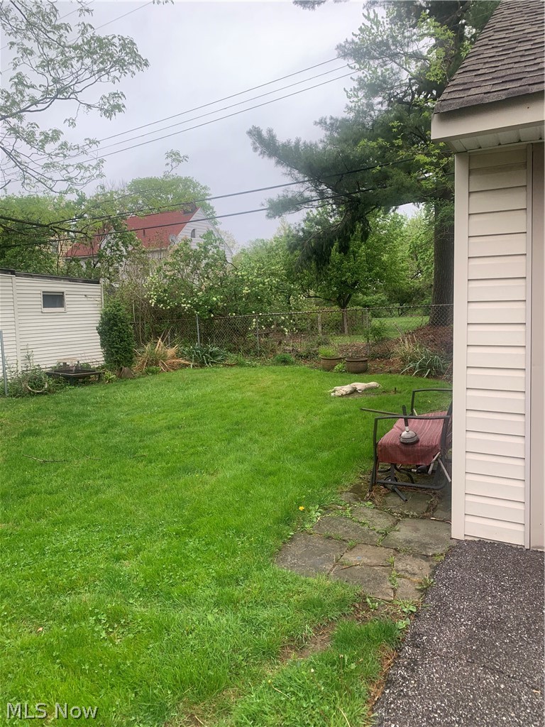 3079 Becket Road Cleveland, OH 44120 - Photo 11 of 28
