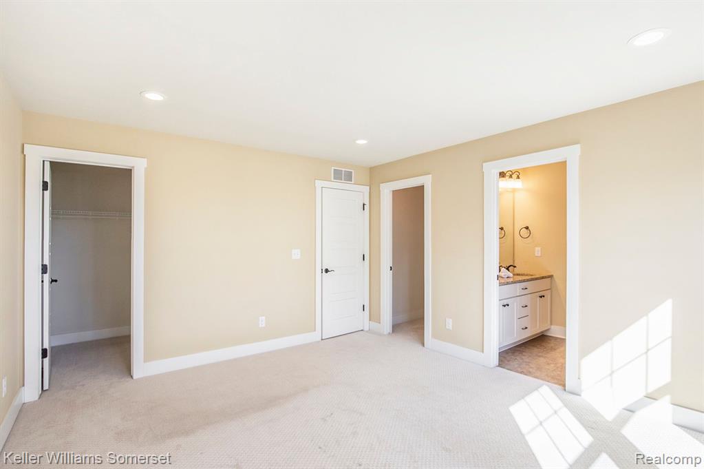 2841 Hartwick Drive Rochester Hills, MI 48307 - Photo 7 of 16